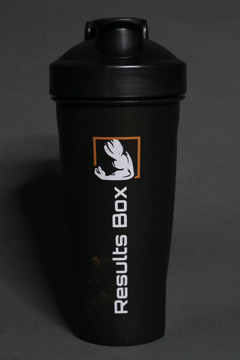 results box 28oz shaker cup for protein powder and pre-workout
